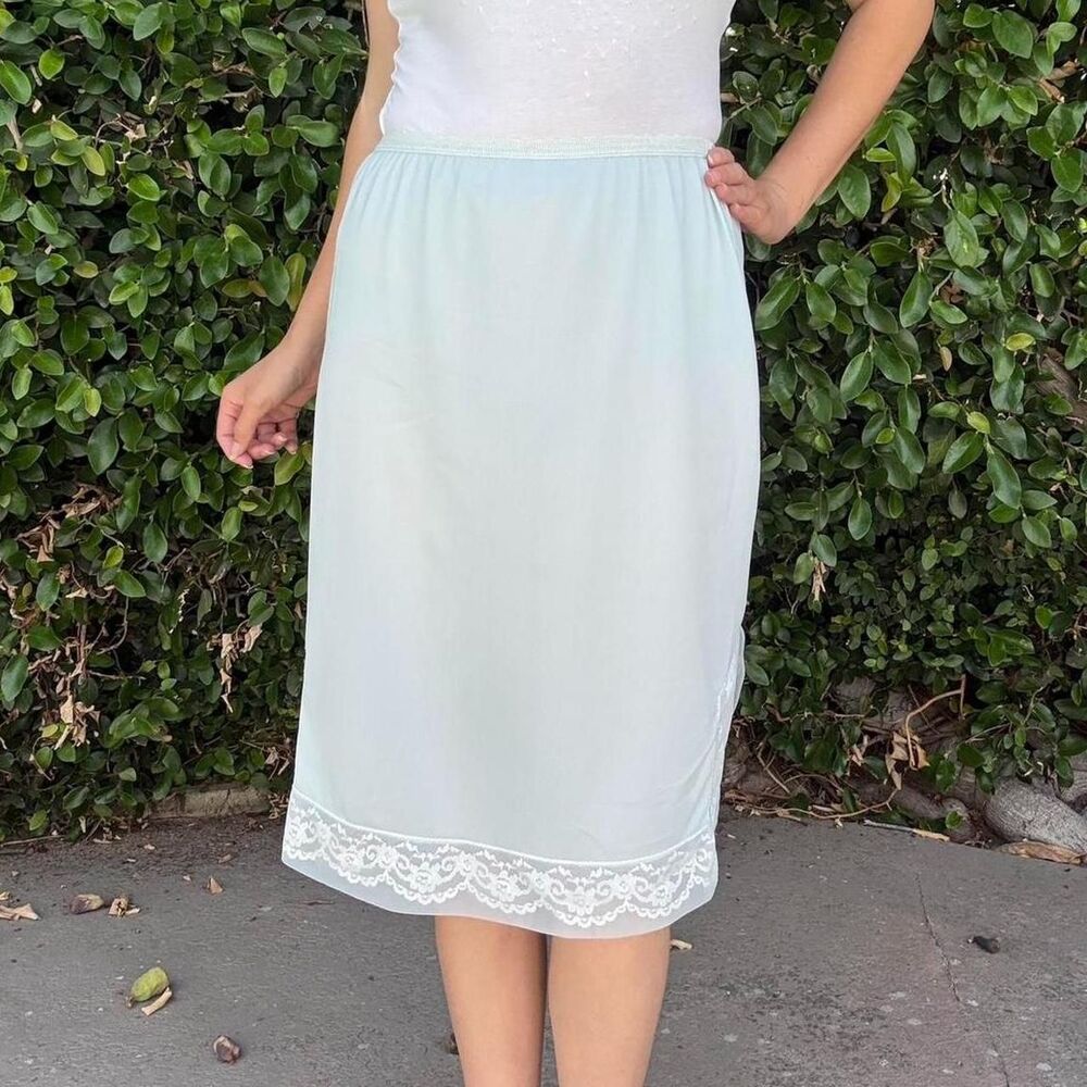 Vintage 60s Pale Blue Floral Lace Half Slip Skirt by Henson Kickernick